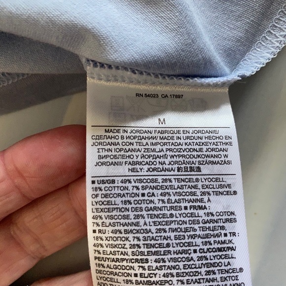 Banana Republic tank top - Picture 6 of 6